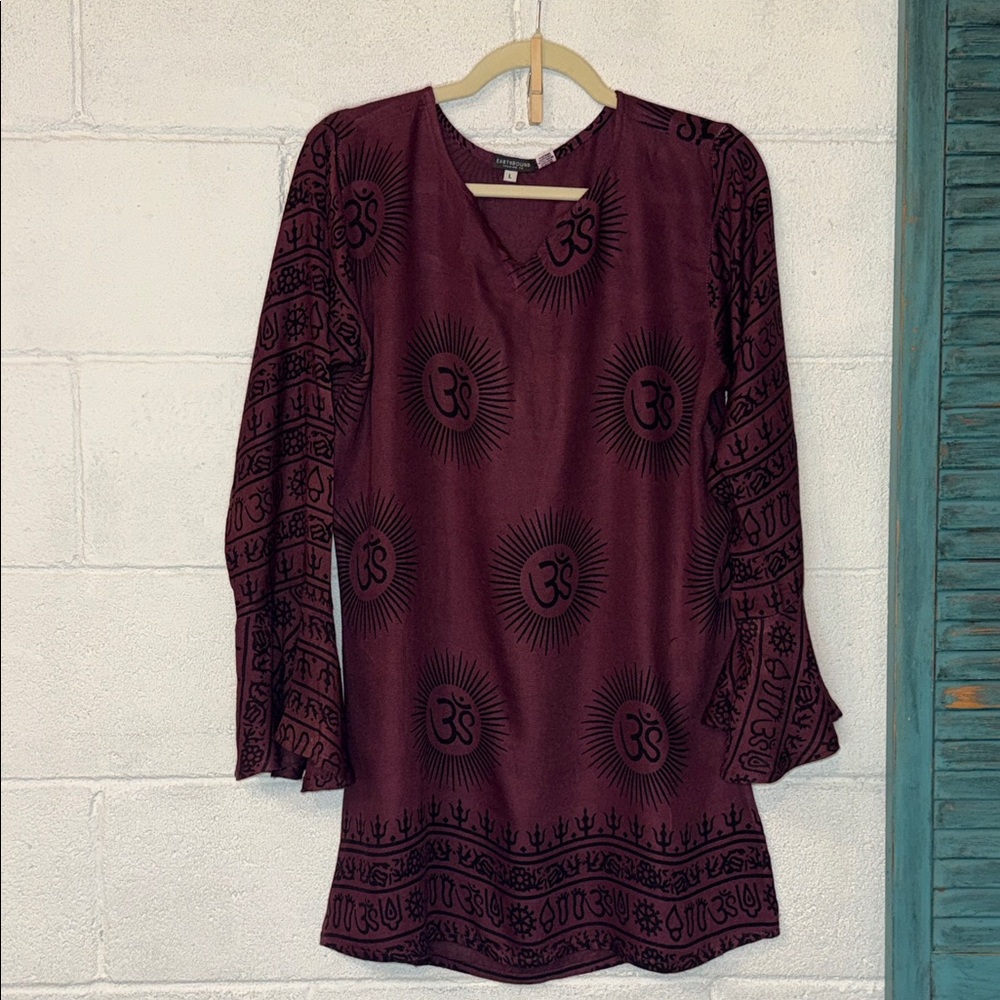 EARTHBOUND Burgundy Printed V‑Neck Tunic Top